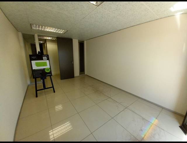 324M² OFFICE TO LET IN HURLINGHAM
